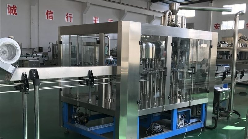 果汁灌装设备规格参数解析：揭秘高效灌装的秘密